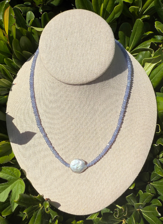 Tanzanite and Pearl